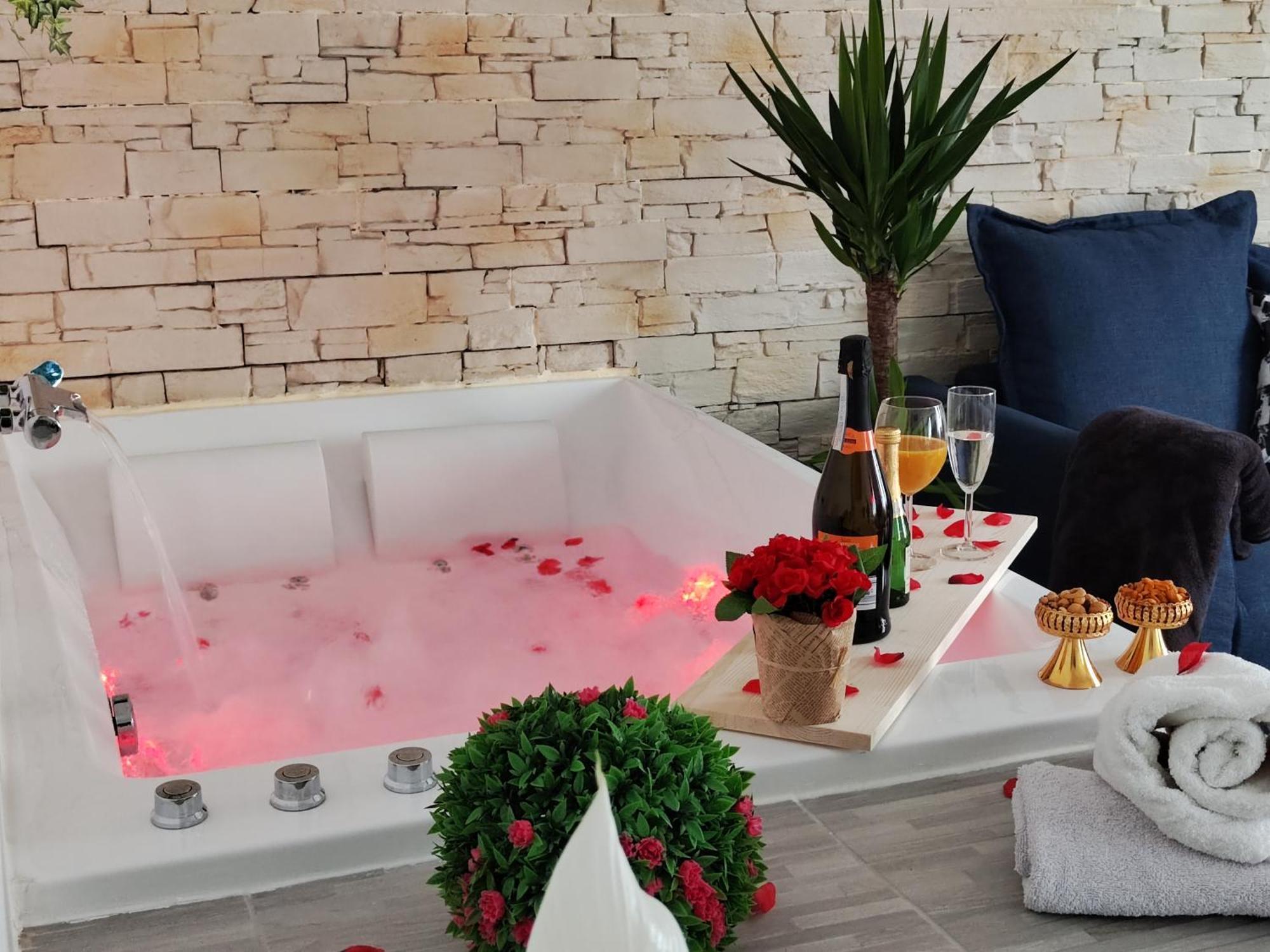 Romantic Cocon Home In مُلووز المظهر الخارجي الصورة